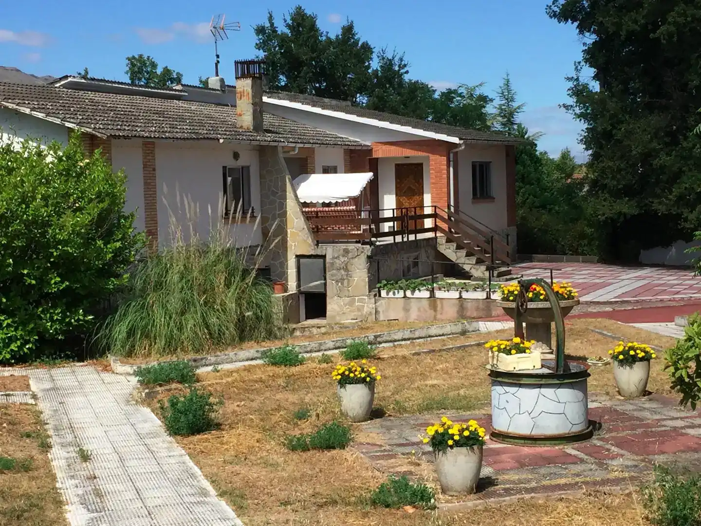 Jardí de Finca rústica en venda en Merindad de Cuesta-Urria amb Jardí privat, Traster i Piscina