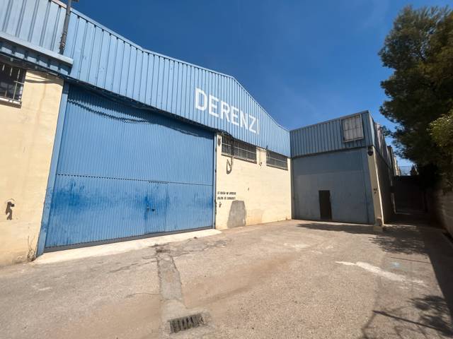 Nave industrial en Alquiler en Carrer Vila de Madrid, 42 en Fuente del Jarro