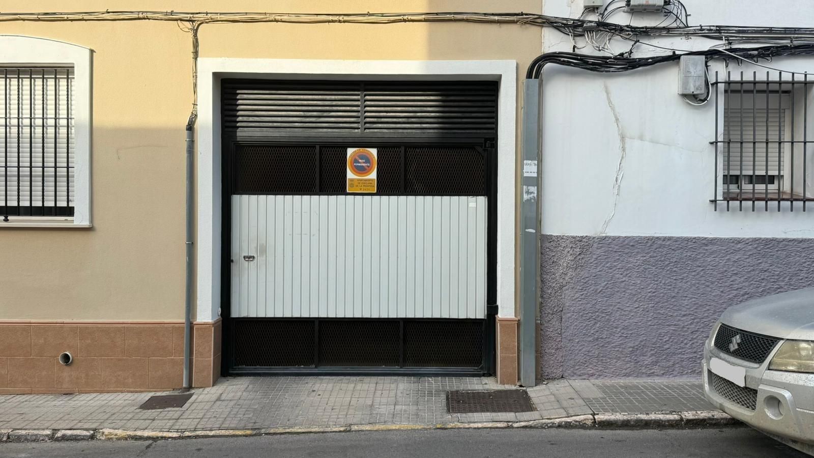 Außenansicht von Garage zum Verkauf in Chiclana de la Frontera