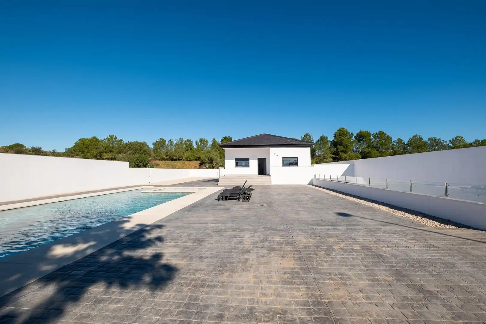Swimming pool of Houses for sale in Ayamonte  with Air Conditioner, Private garden and Storage room