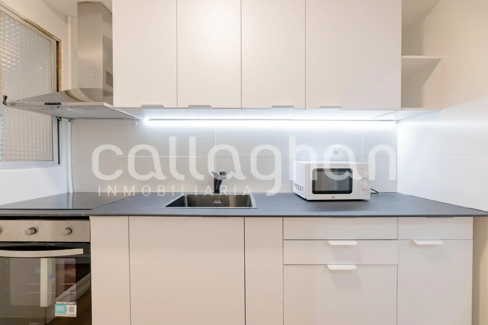 Cocina de Piso en venta en Valencia con Balcón