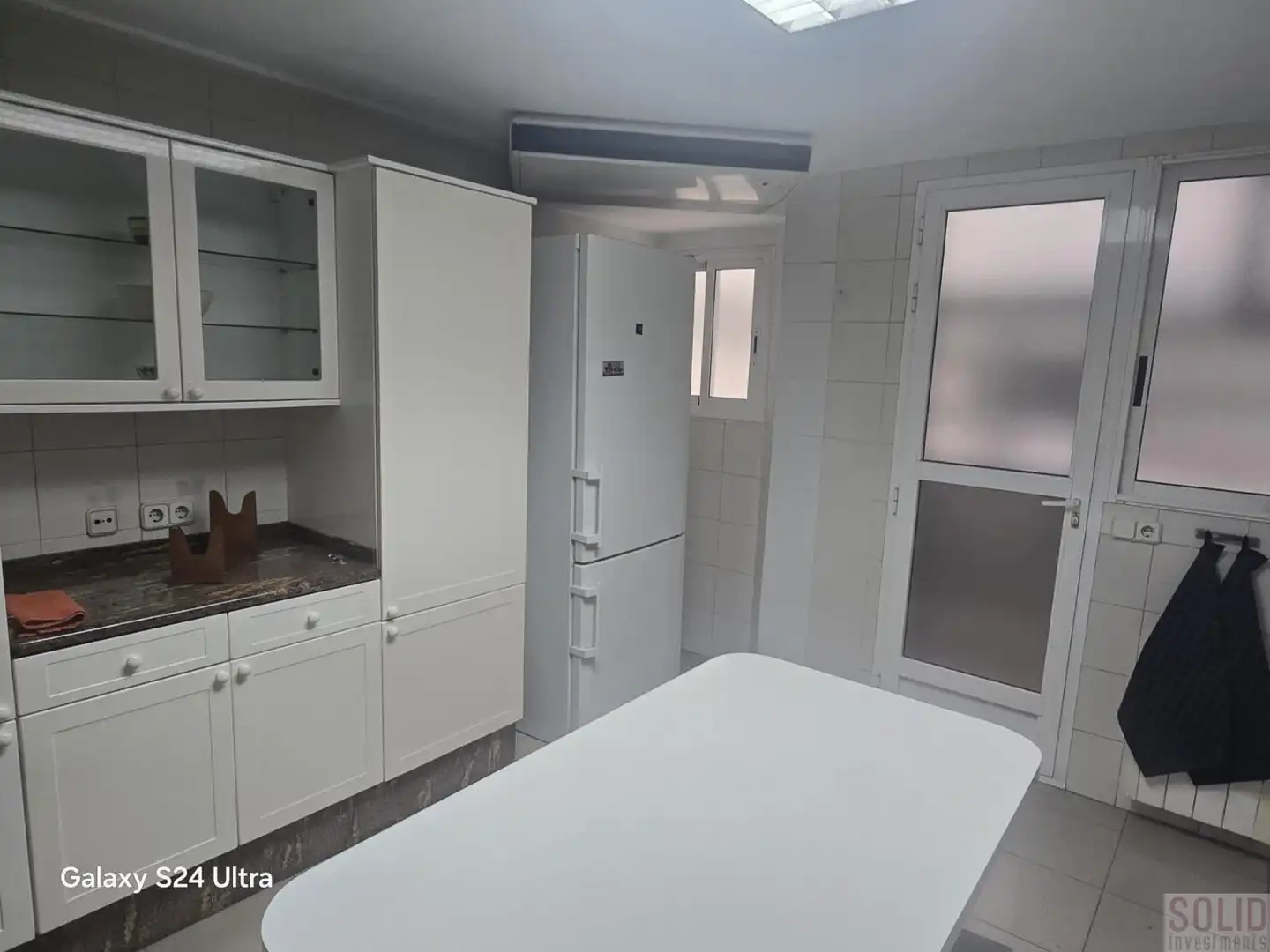 Kitchen of Flat for rent in Valencia  with Air Conditioner and Balcony