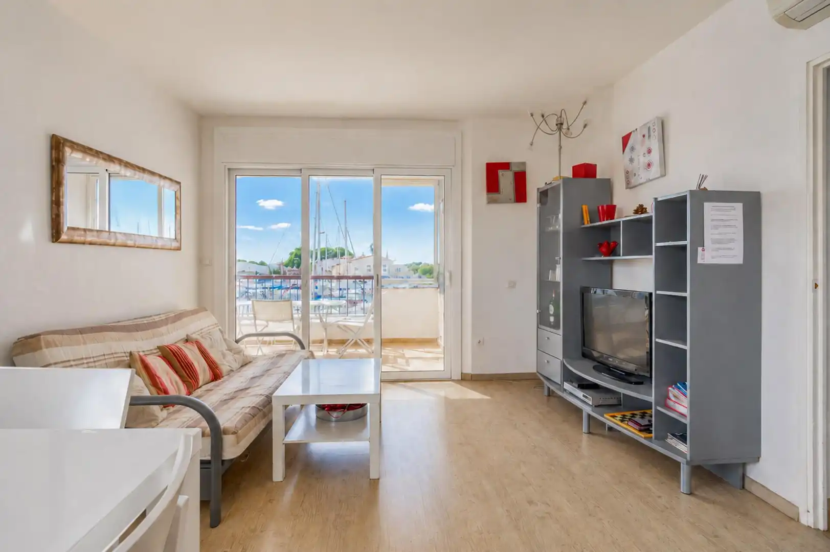 Vivienda con ascensor en venta en de la platja 55, imagen 4