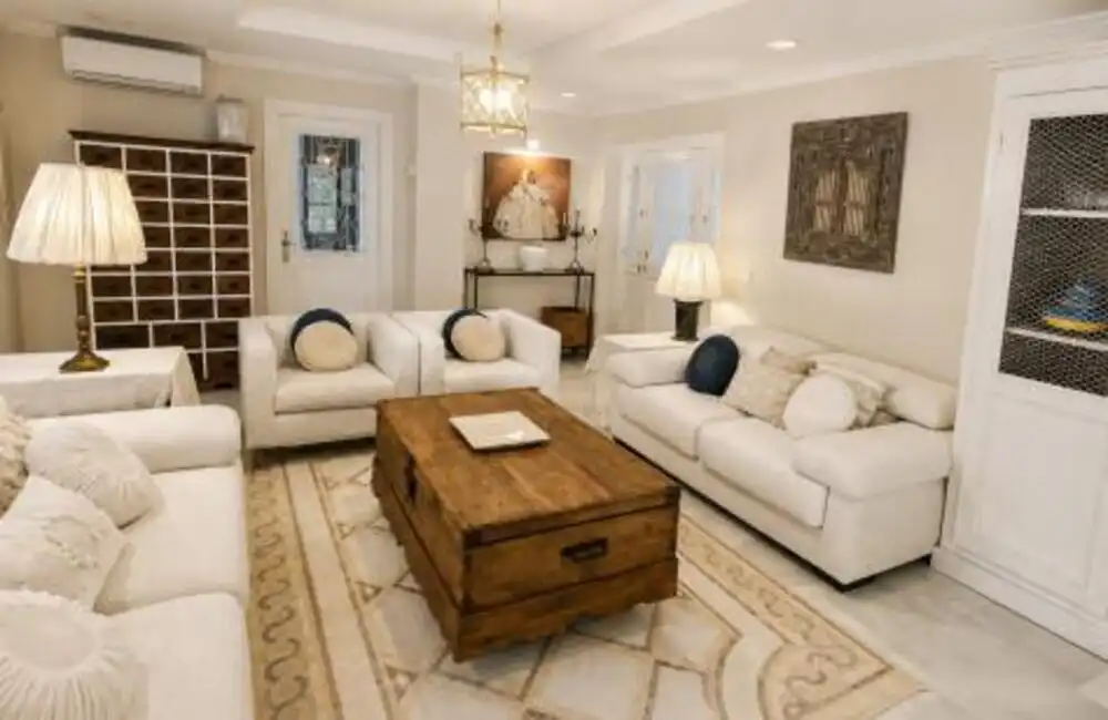 Living room of Houses for rent in Nueva Andalucía