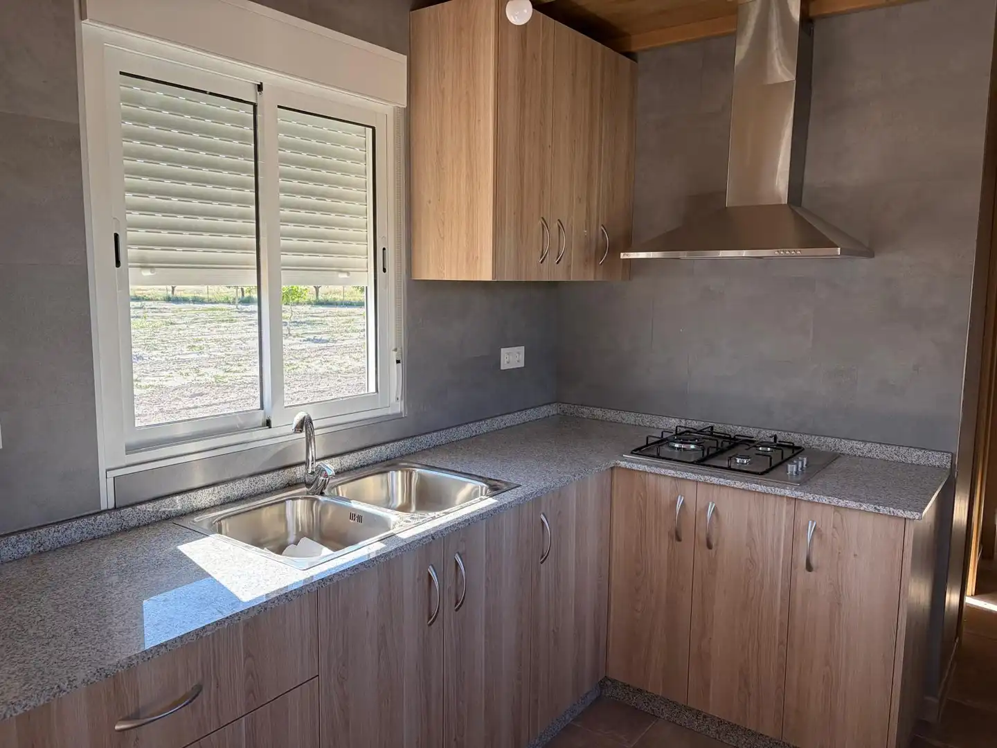 Cocina de Finca rústica de alquiler en Villena con Jardín privado, Trastero y Amueblado