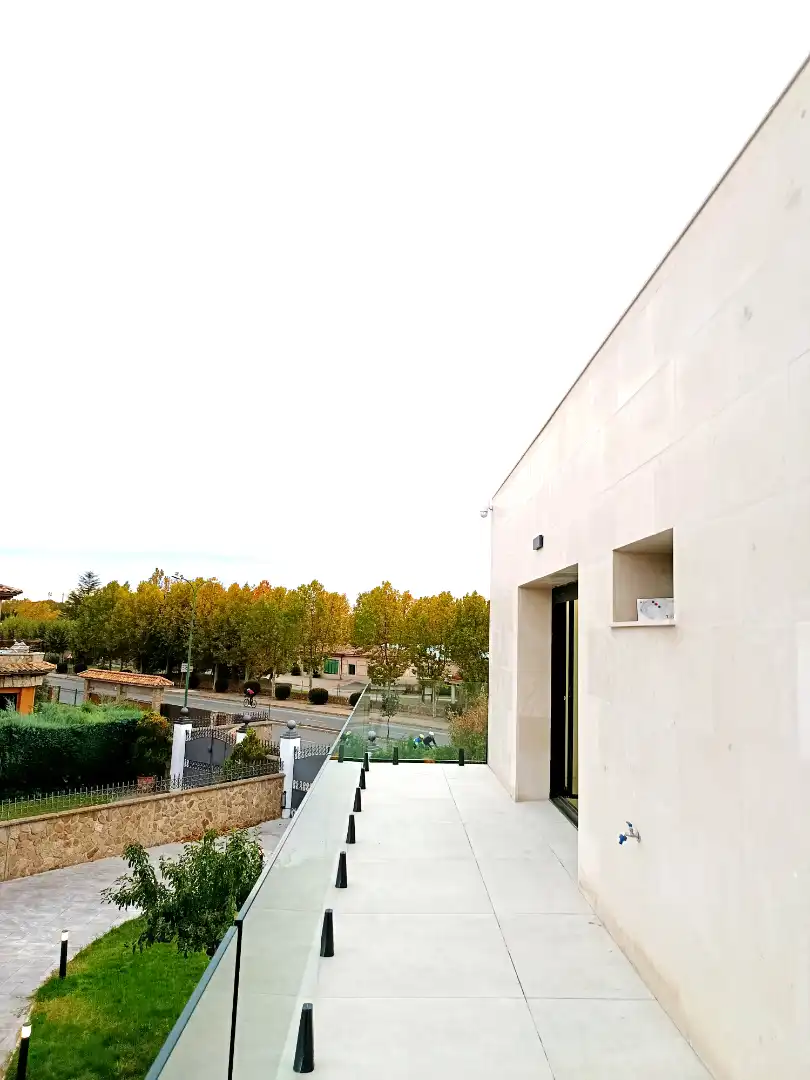 Terraza de Casa o chalet en venta en Villamayor con Calefacción, Jardín privado y Terraza