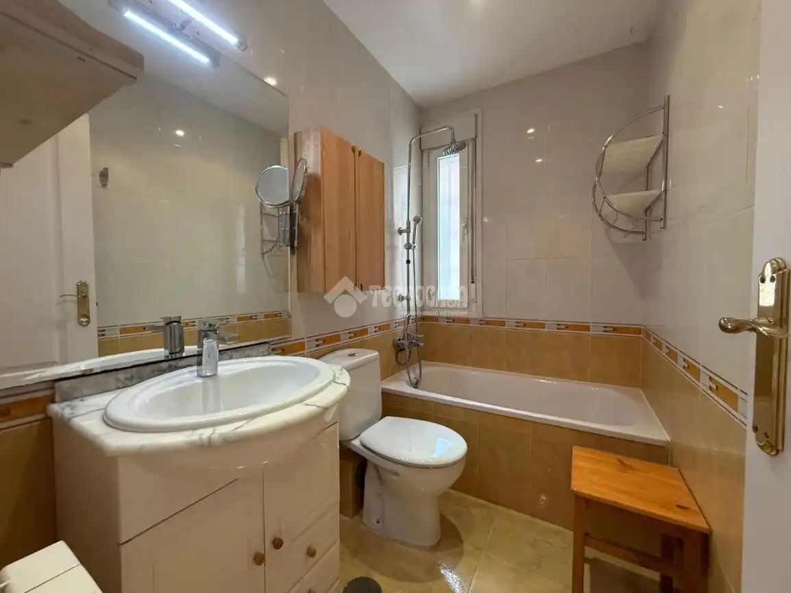 Baño de Piso en venta en Madrid con Calefacción