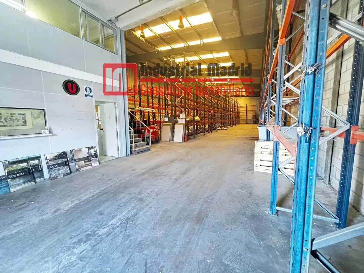 Nau industrial en venda en Loeches