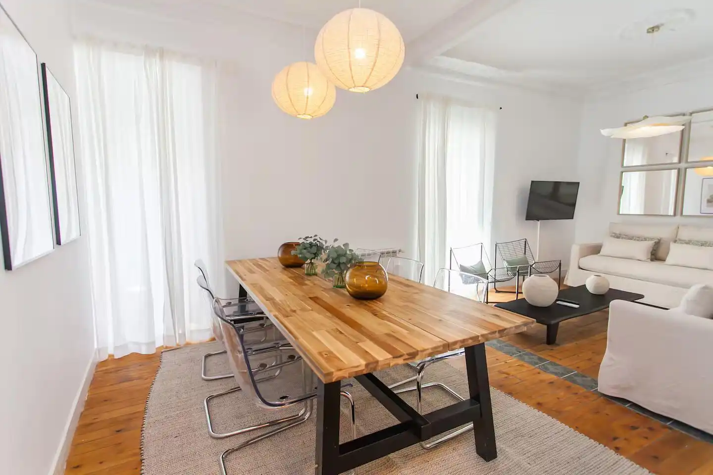 Esszimmer von Wohnungen zur Miete in Bilbao  mit Klimaanlage, Terrasse und Möbliert