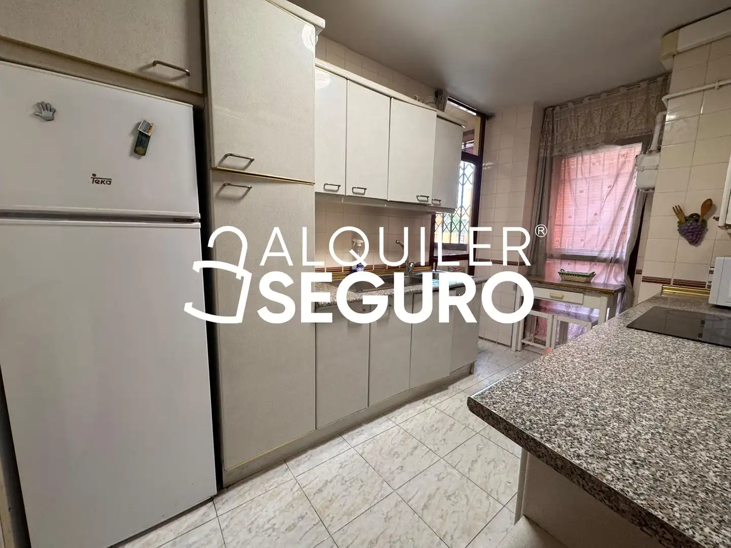 Kitchen of Flat for rent in Madrid  with Heating and Furnished