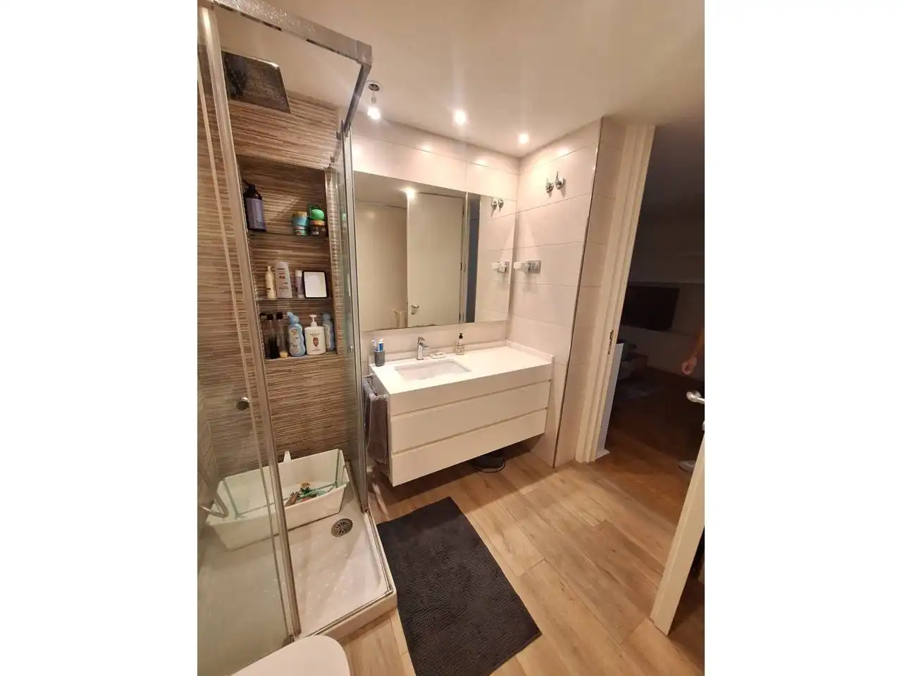 Baño de Piso de alquiler en Fuenlabrada con Aire acondicionado y Calefacción