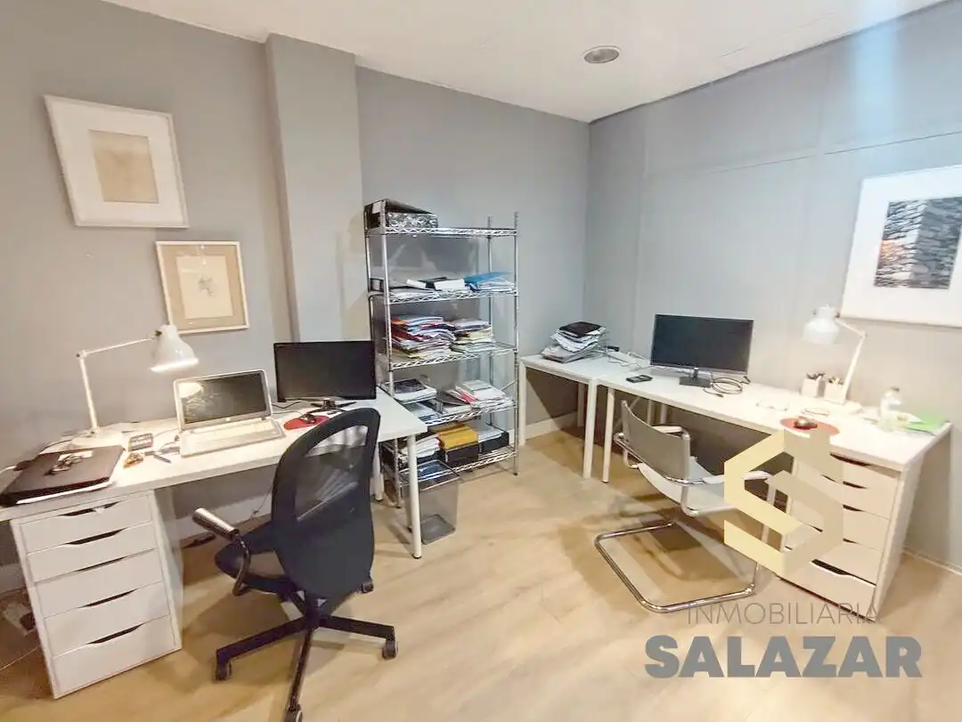 Büro zur Miete in José María de Escuza Kalea, imagen 3