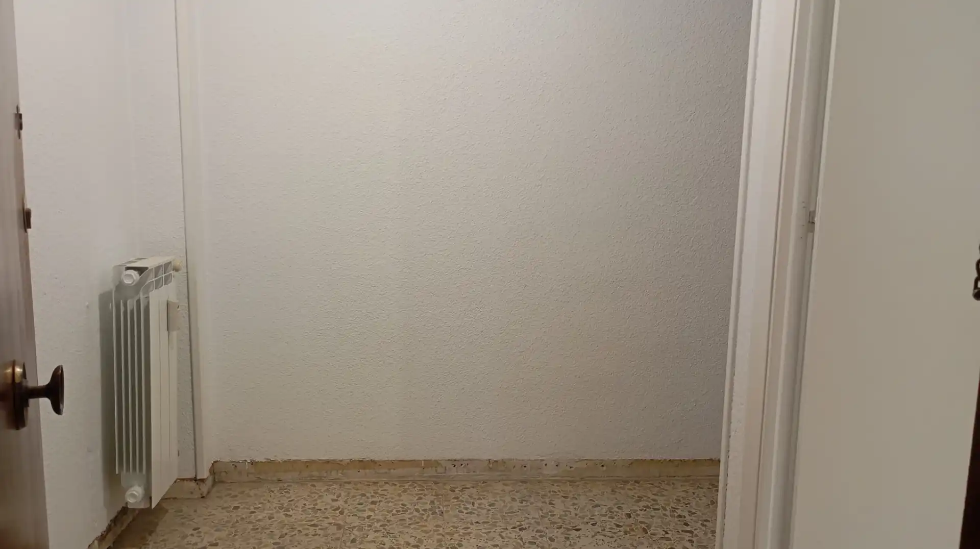 Wohnung zum Verkauf in Zaragoza mit Heizung und Terrasse