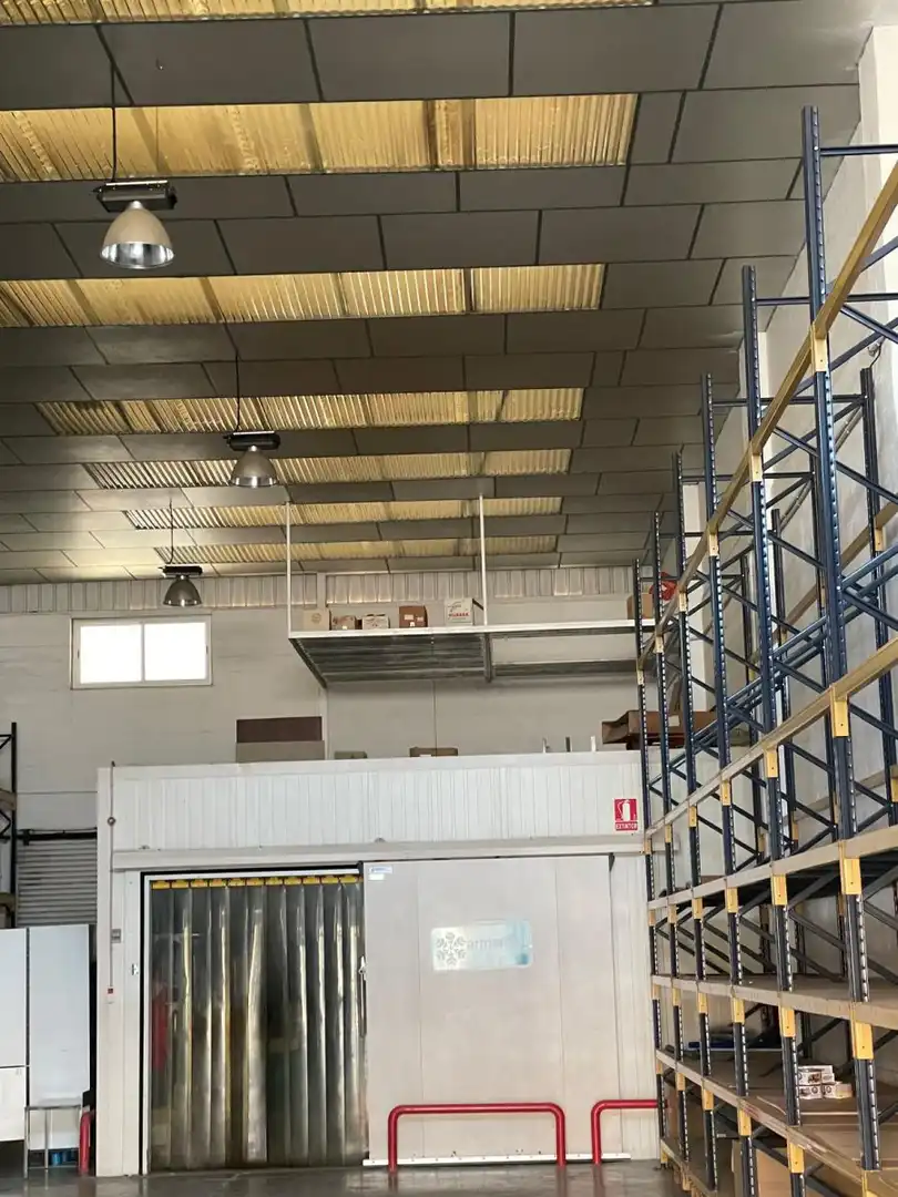 Fabrikhallen zum Verkauf in Reus