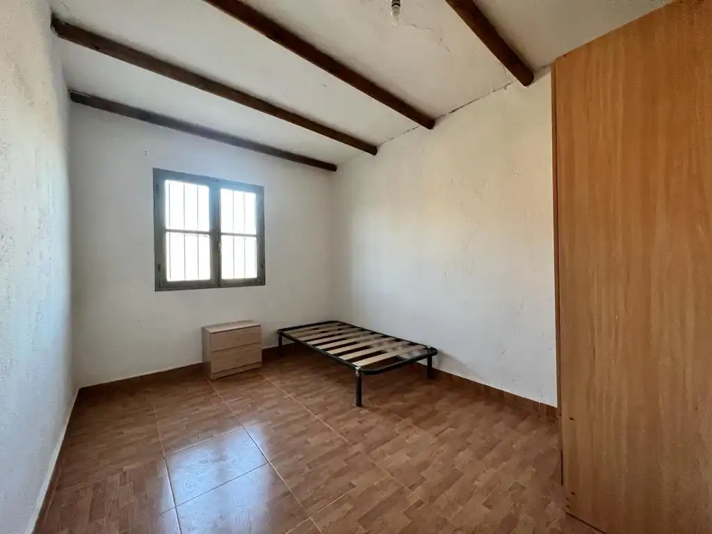 Dormitori de Finca rústica en venda en Vélez de Benaudalla amb Traster