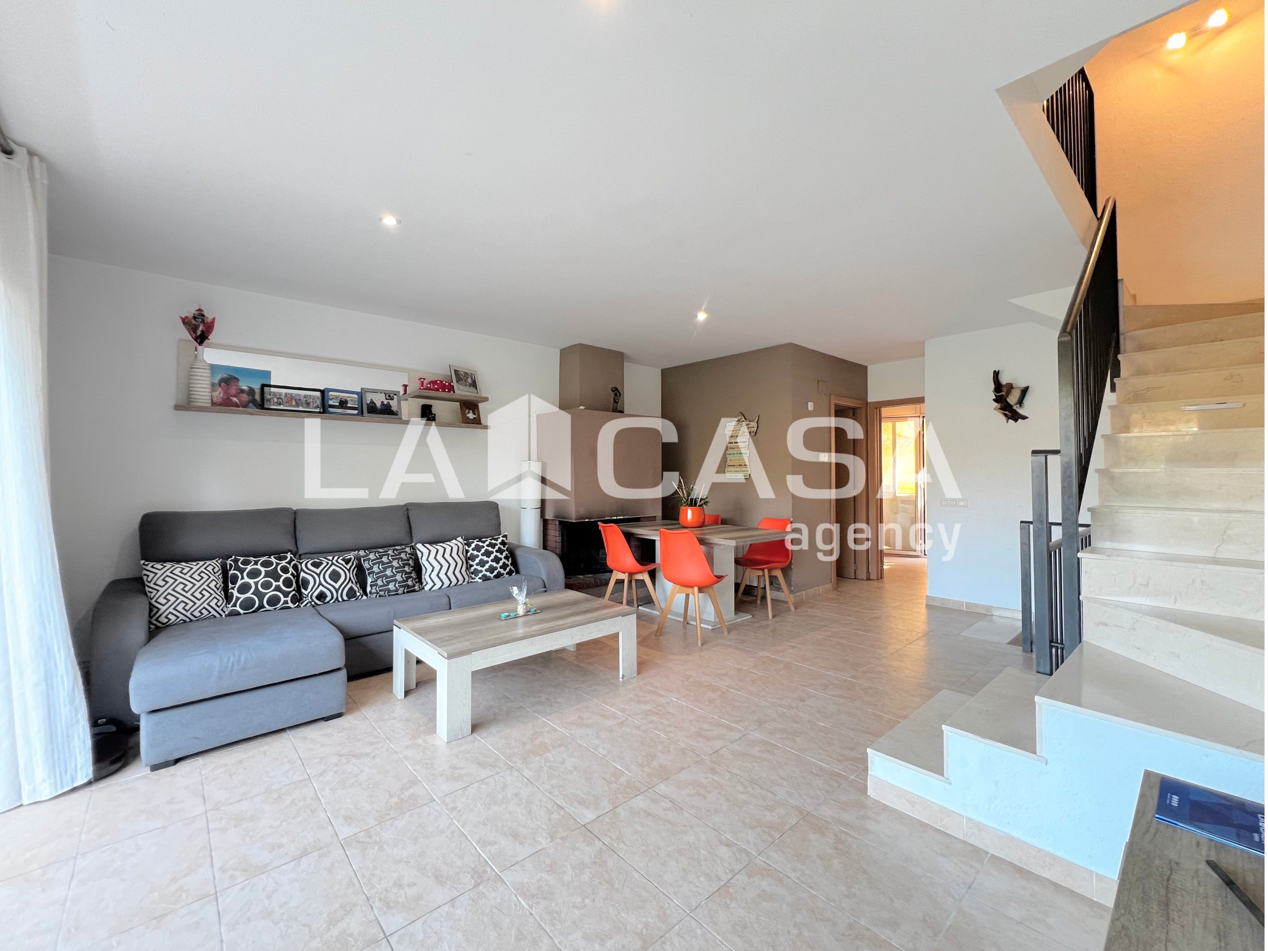 Single-family semi-detached for sale in Tiana  with Heating, Terrace and Storage room