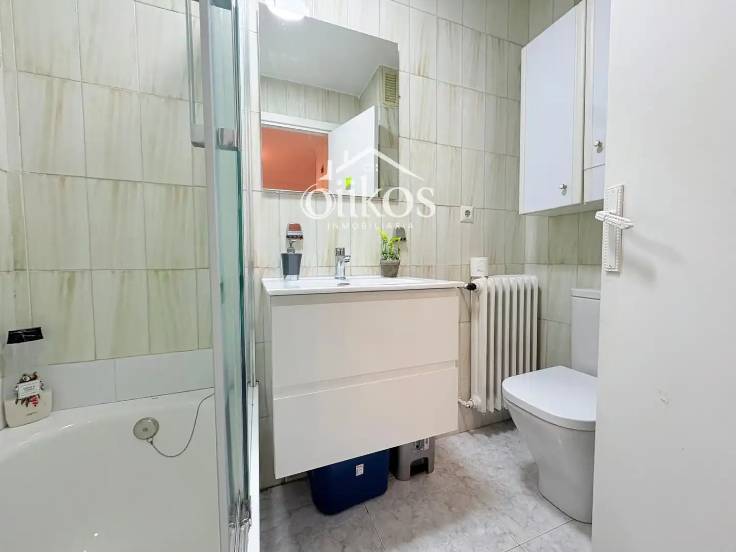 Bathroom of Flat for sale in Salamanca  with Heating