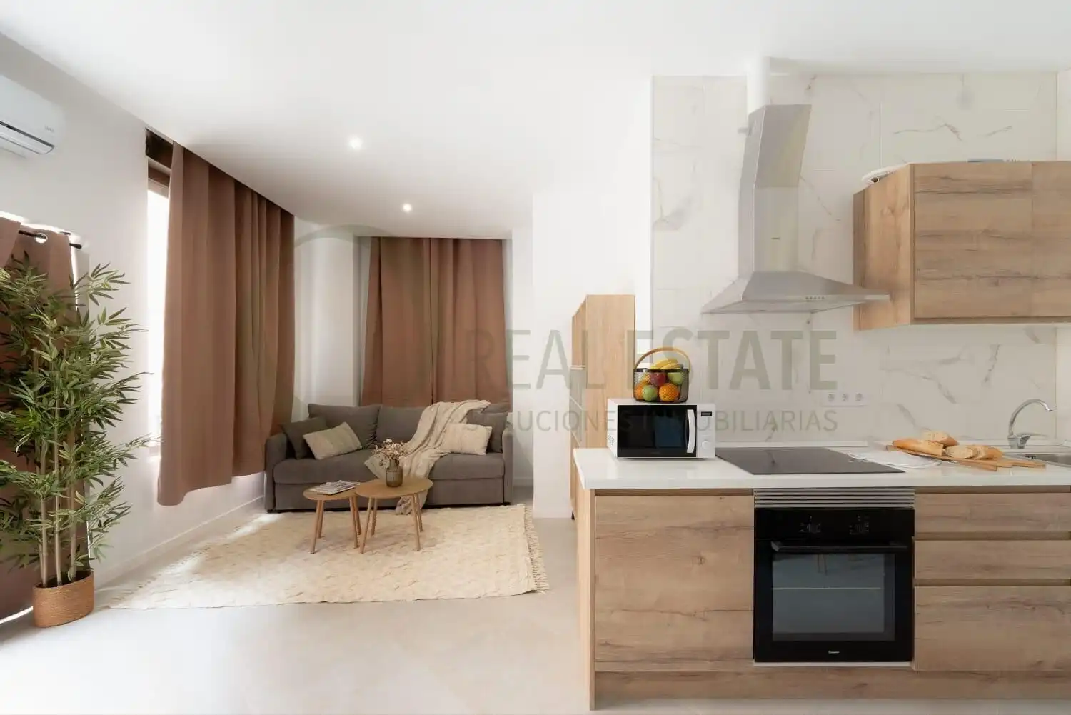 Habitación de Planta baja en venta en Alicante / Alacant con Aire acondicionado, Calefacción y Amueblado