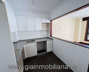 Cuina de Apartament en venda en Vigo 