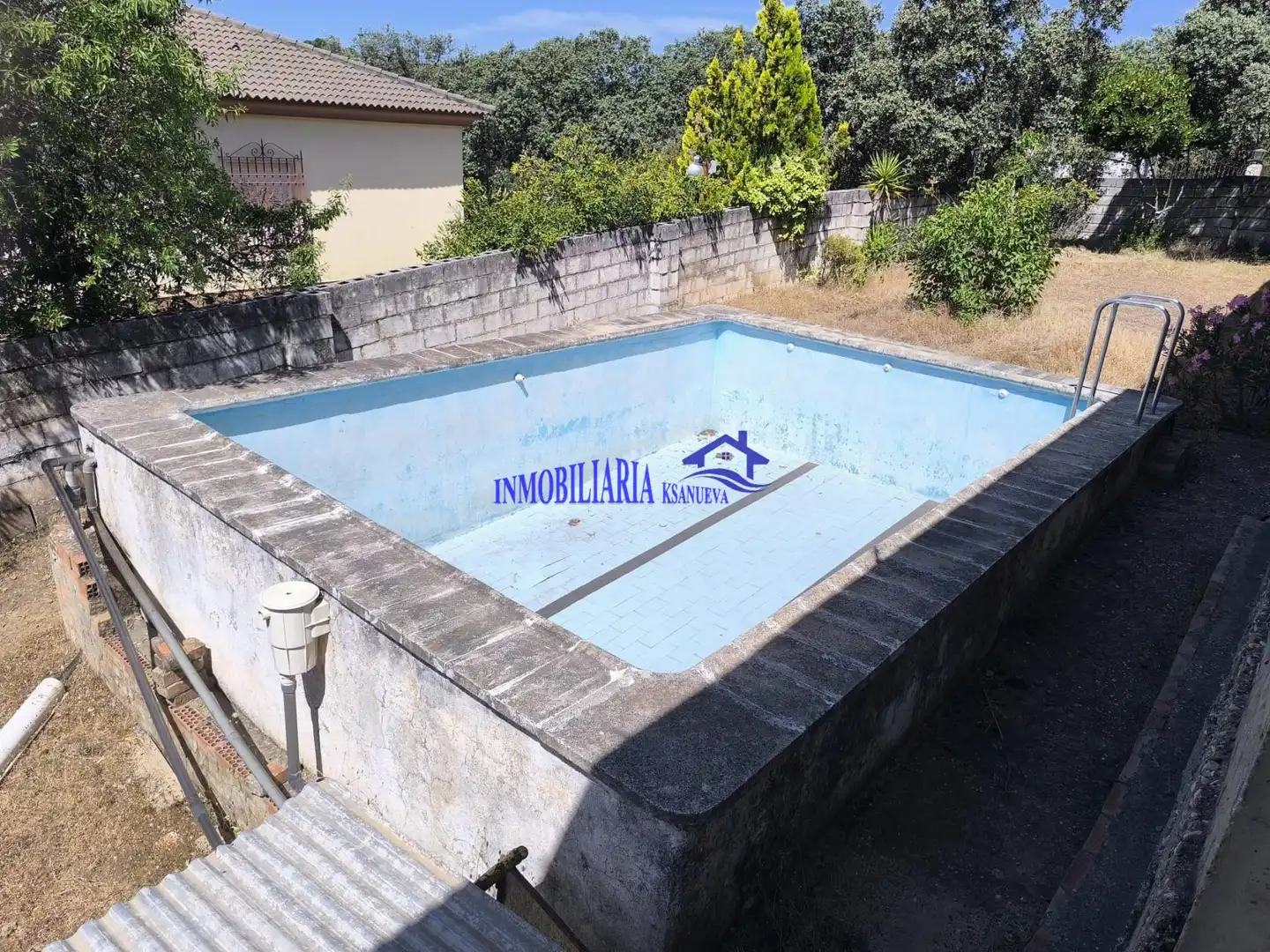 Swimming pool of Houses for sale in Obejo