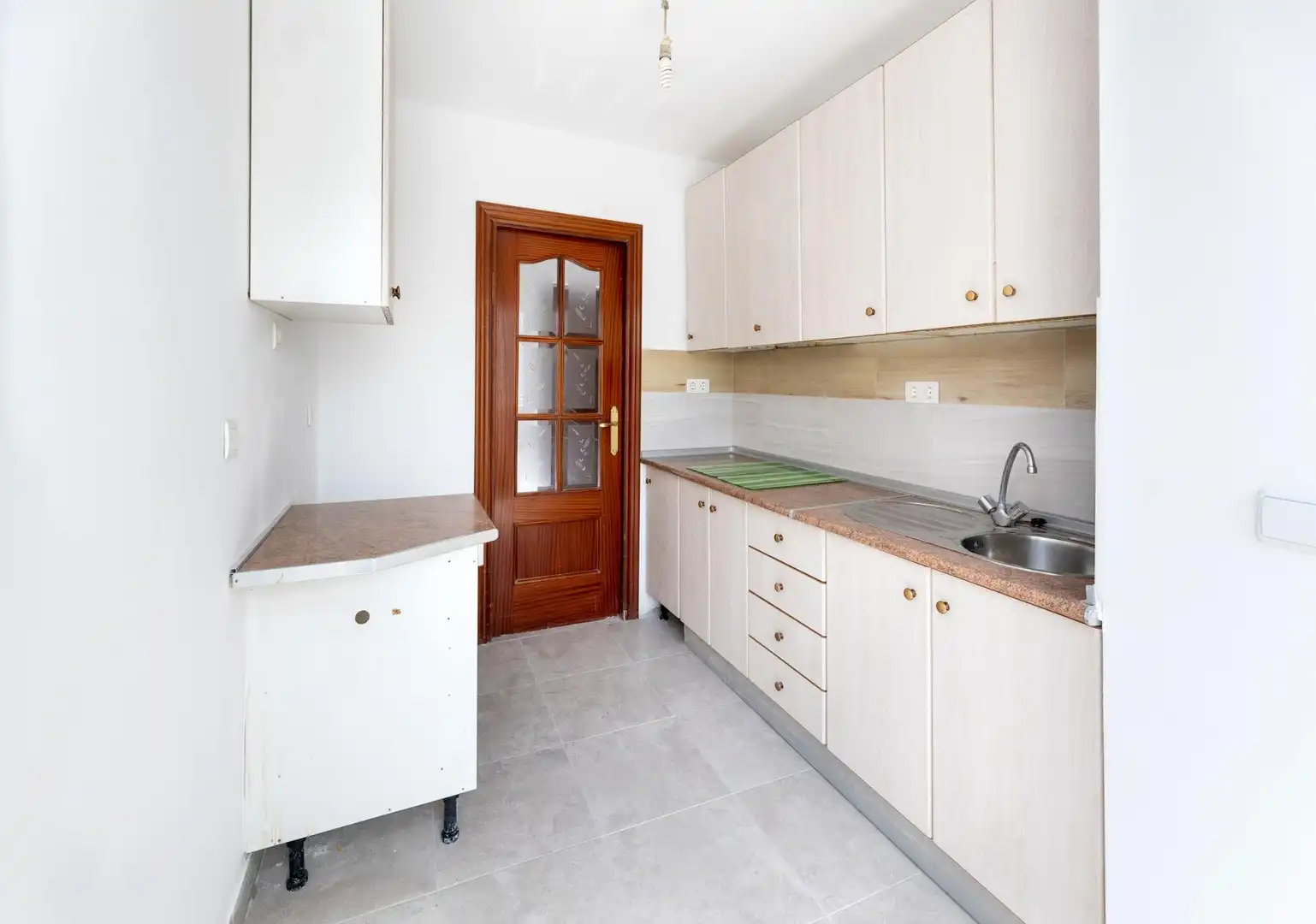 Cocina de Piso en venta en Granada