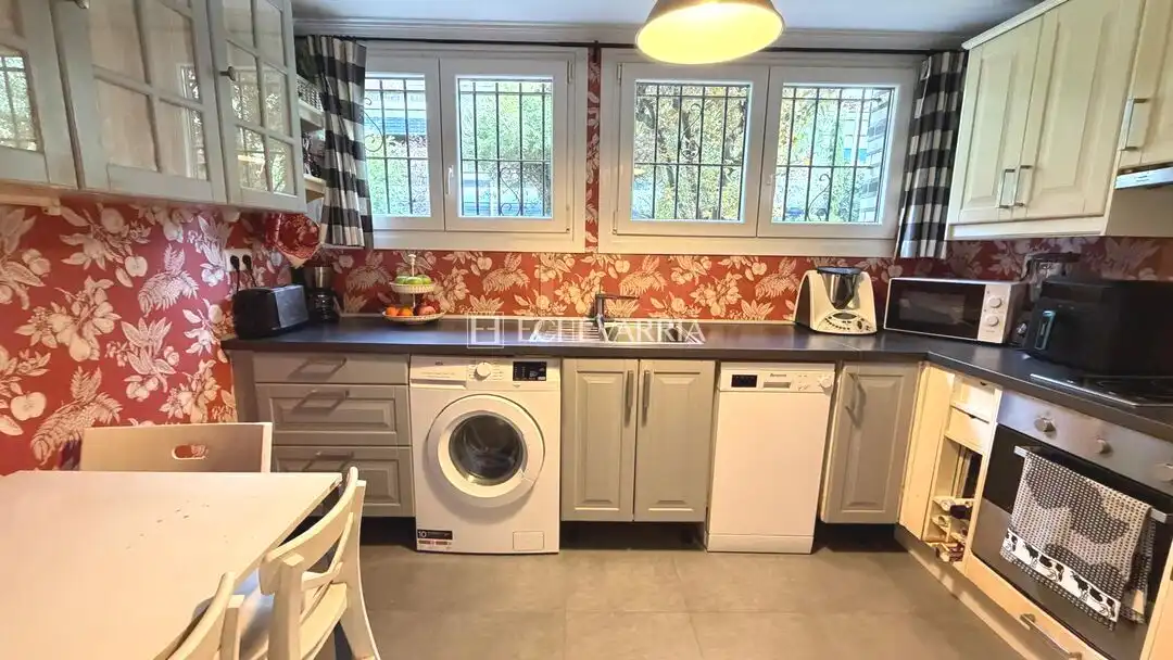 Kitchen of Flat for sale in Getxo   with Heating