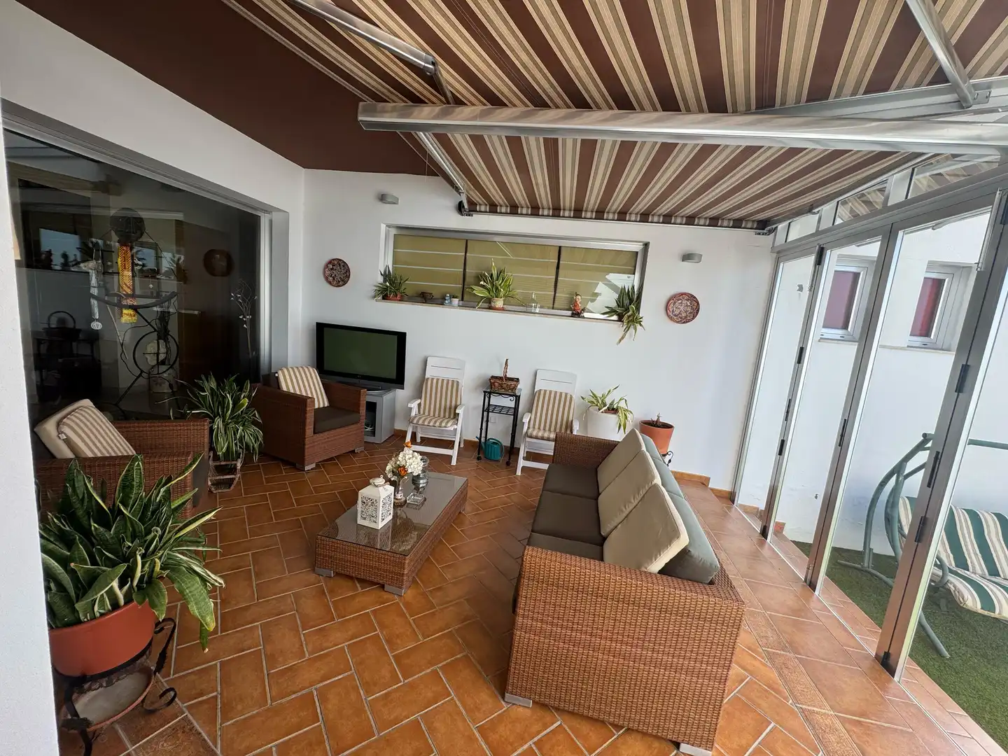 Terrassa de Casa o xalet en venda en Paradas amb Piscina i Piscina comunitària