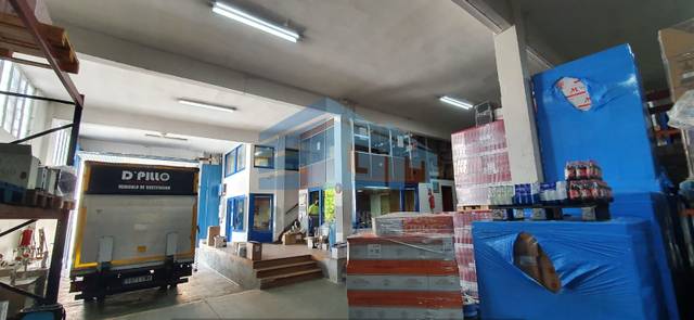 Nave industrial en Venta en Lavadores