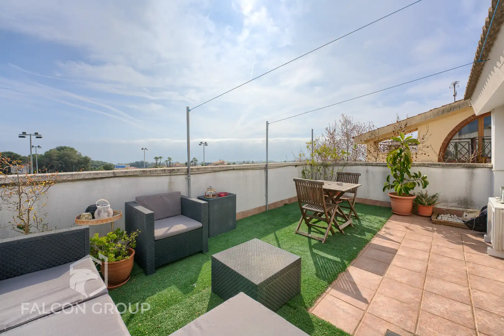Terrassa de Casa o xalet en venda en Vilanova i la Geltrú amb Terrassa, Moblat i Balcó