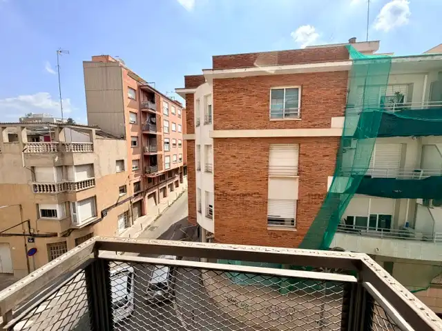 Vista exterior de Loft en venda en Terrassa amb Calefacció i Rentadora