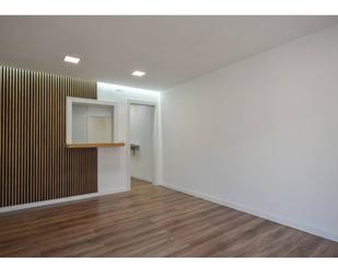 Flat for sale in Sabadell  with Air Conditioner, Parquet flooring and Balcony