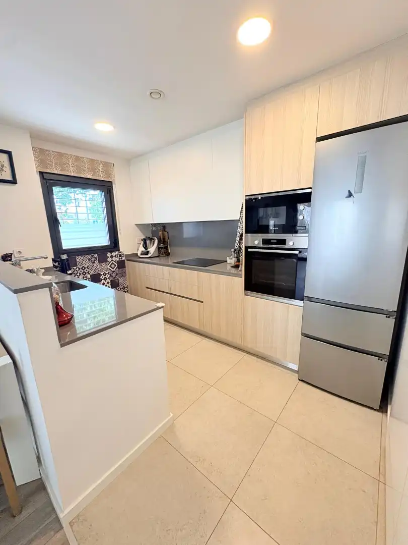 Ground floor with pool for sale in Avinguda de L'Onze de Setembre, imagen 12