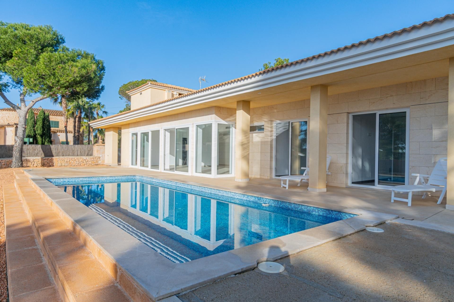Piscina de Casa o xalet en venda en Llucmajor amb Aire condicionat, Calefacció i Jardí privat