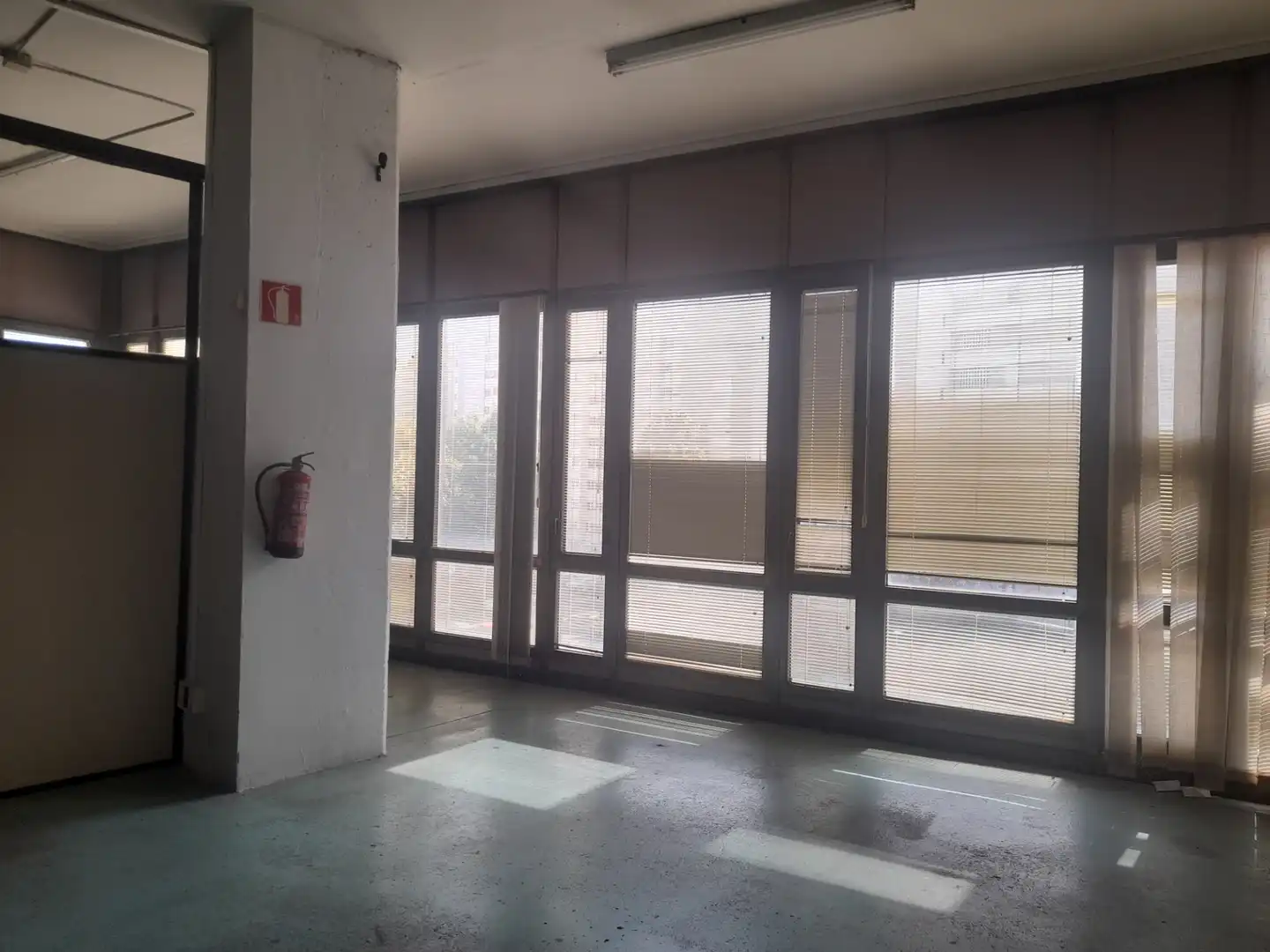 Oficina de lloguer en L'Hospitalet de Llobregat amb Aire condicionat i Calefacció