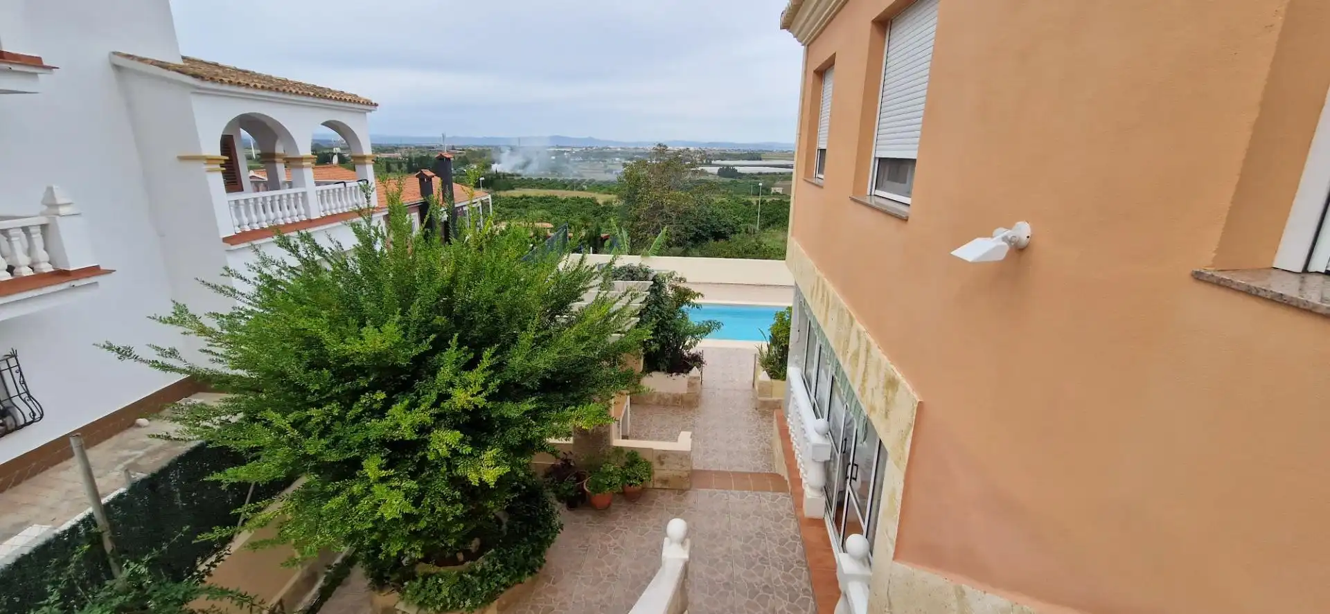 Vista exterior de Casa o xalet en venda en Cullera amb Aire condicionat, Calefacció i Jardí privat