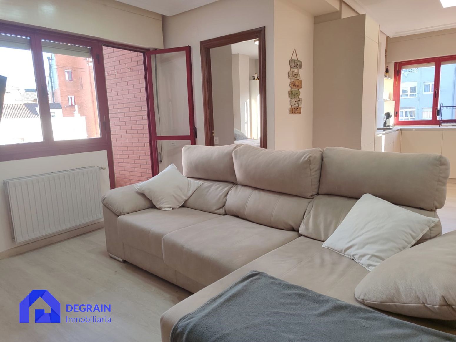Living room of Flat for sale in Oviedo   with Heating and Terrace