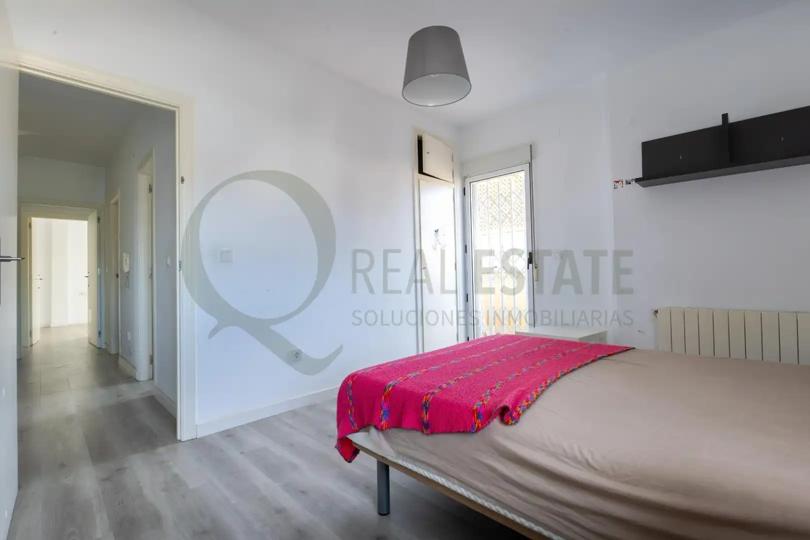 Habitación de Casa o chalet en venta en Alicante / Alacant con Jardín privado, Terraza y Trastero