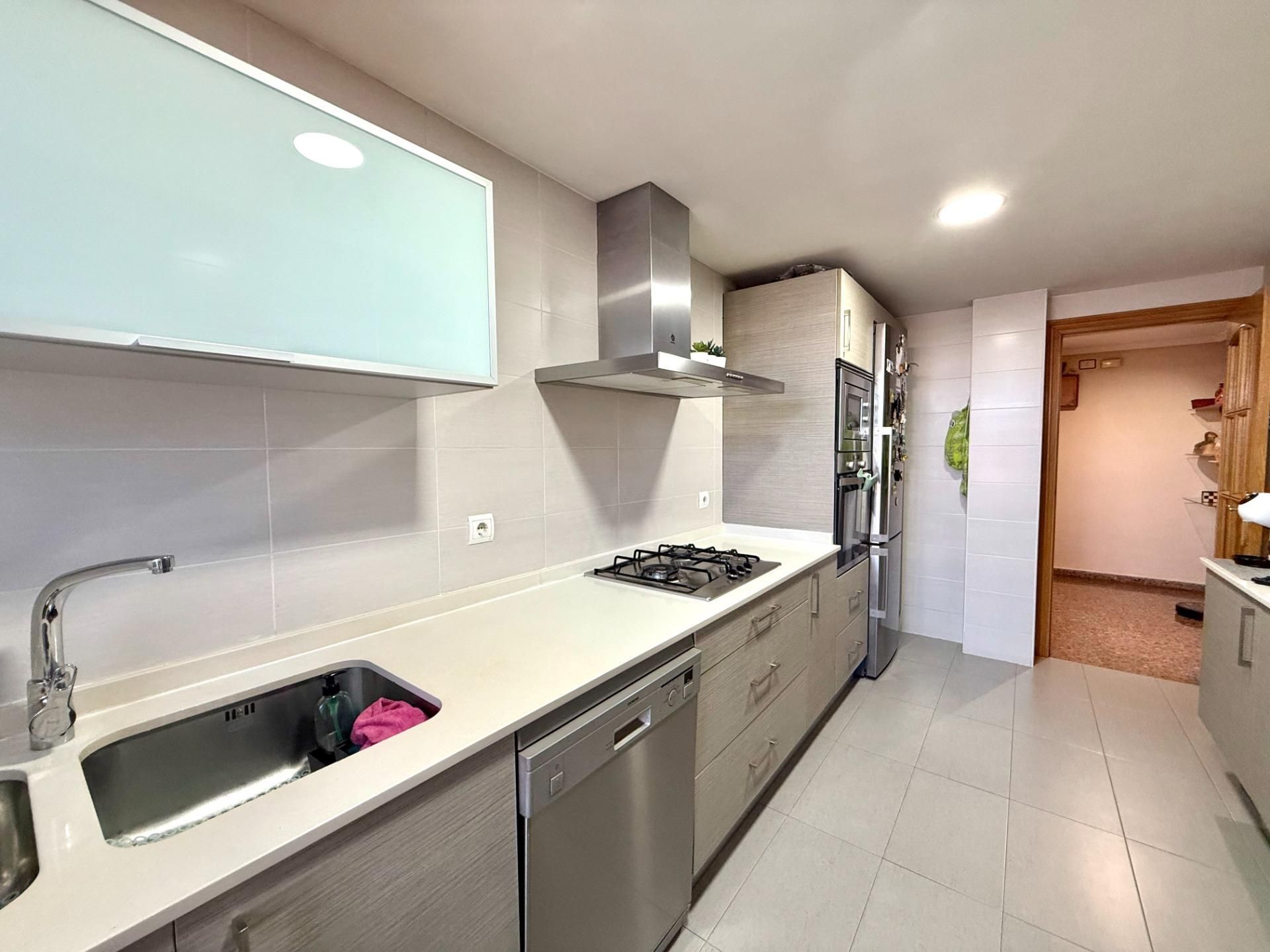 Cuina de Pis en venda en  Valencia Capital amb Aire condicionat i Terrassa