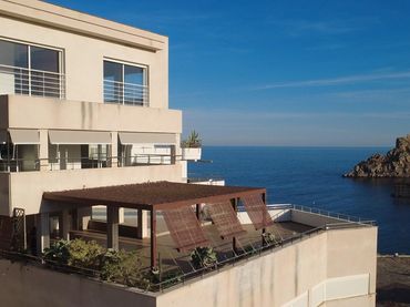 Casa amb balcó en venda a El Hornillo