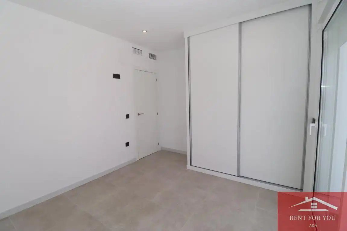 Schlafzimmer von Dachboden zur Miete in Alhaurín El Grande mit Klimaanlage und Terrasse