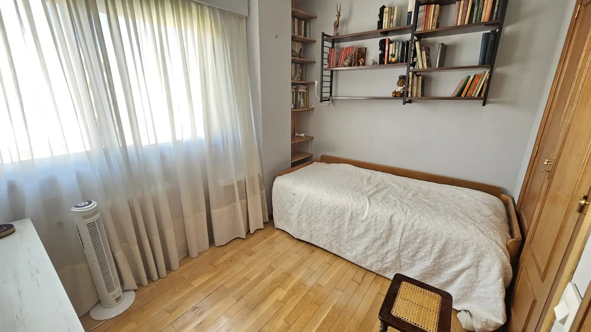 Schlafzimmer von Wohnung zum Verkauf in Madrid mit Klimaanlage, Heizung und Privatgarten