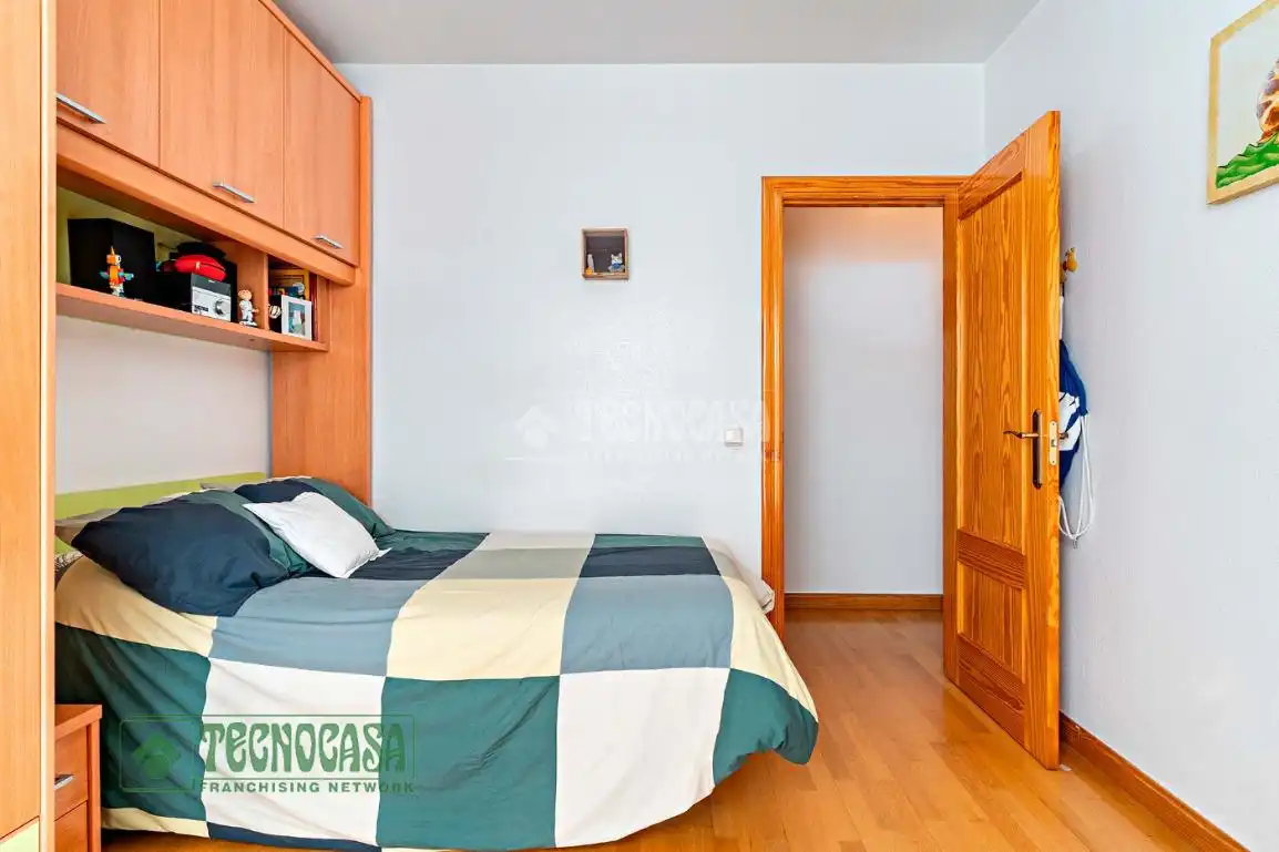 Schlafzimmer von Einfamilien-Reihenhaus zum Verkauf in El Ejido mit Klimaanlage, Parkett und Terrasse