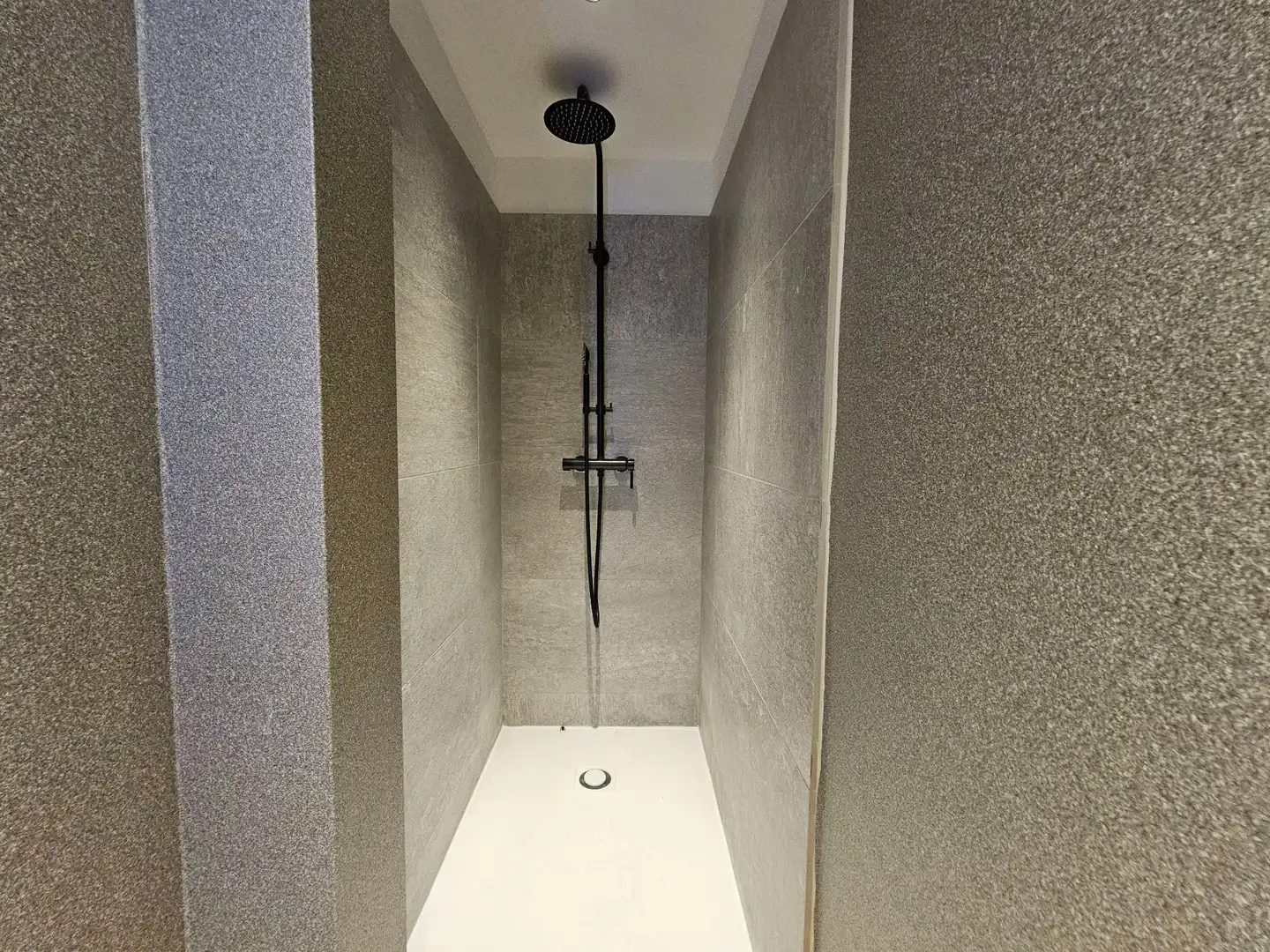 Bathroom of Flat for rent in Barcelona  with Air Conditioner and Furnished