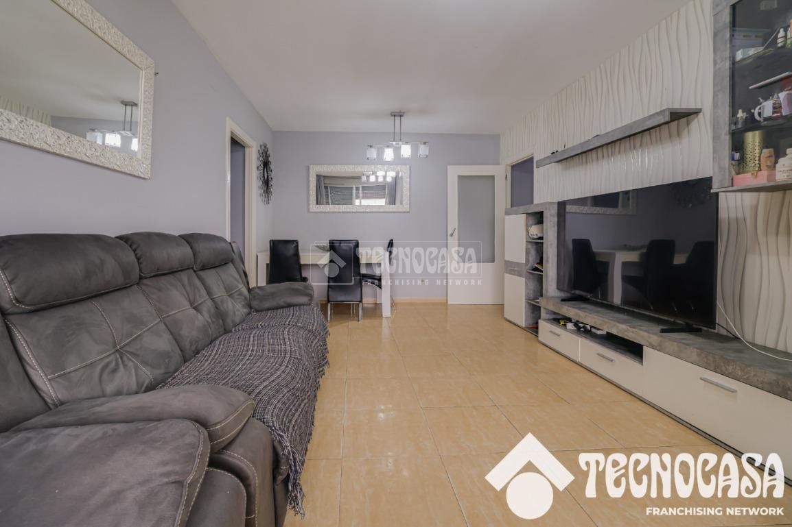 Sala de estar de Piso en venta en Badalona