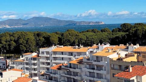 Foto 3 de Apartamento en venta en Avinguda Riells, 142, Port - La Cota - Puig Sec, Girona