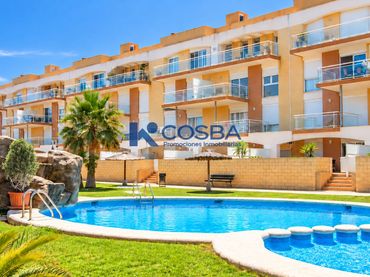 Appartement compact avec piscine à vendre à Las Marinas / Les Marines