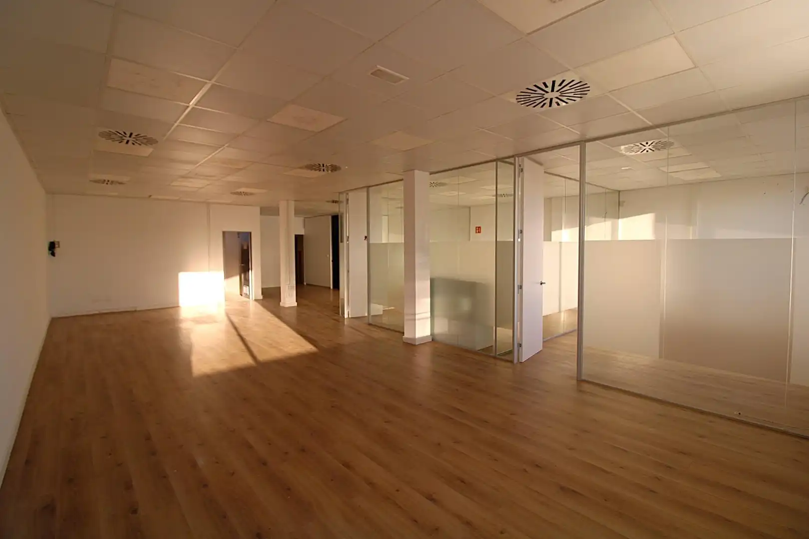 Bureau à vendre à Avenida Gran Via d'Asima, imagen 5