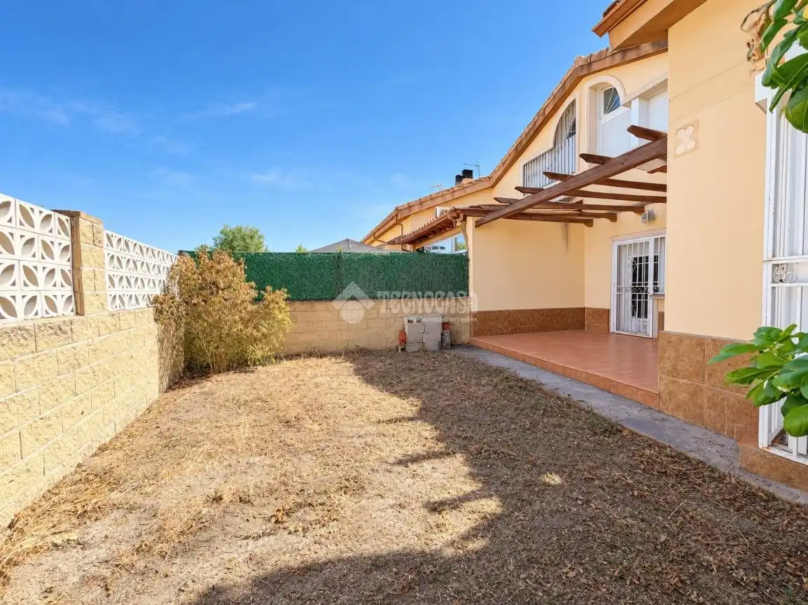 Garden of Detached homes for sale in Torrecastillo  