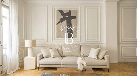 Madrid  Centro  Exclusivo piso de diseño contemporáneo con 2 dormitorios, 2 baños y acabados de lujo en edificio clásico, imatge 5
