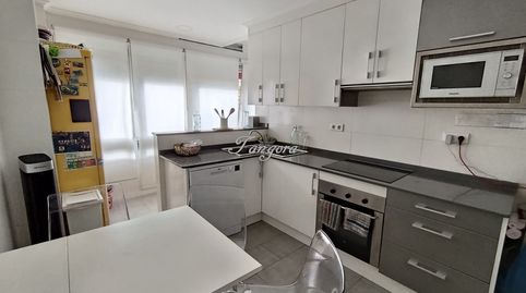 Foto 2 de Piso en venta en Kasune Kalea, Villamonte, Getxo